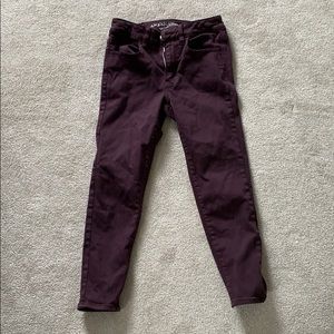 Cropped purple pants